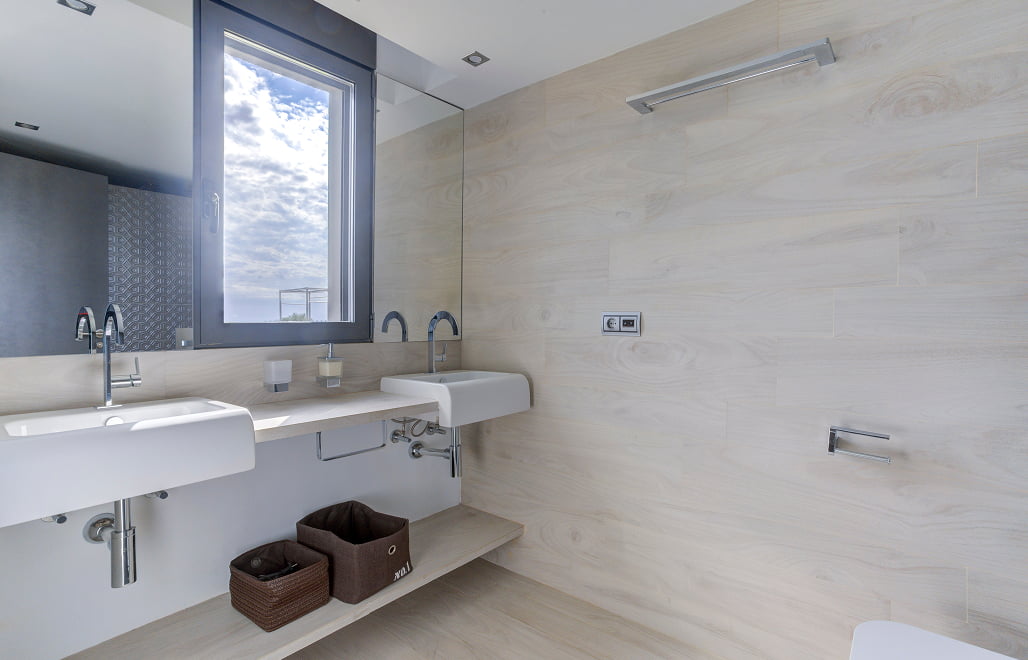 Brown Suite 3 Bathroom in the Brown Suite